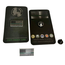 Load image into Gallery viewer, Thin Green Line Lapel Pin